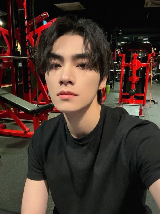 XHYFEED's tweet photo. 🦖🫧 https://t.co/kdVt2Yj5BY
