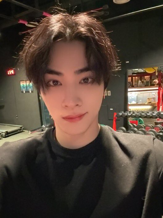 XHYFEED's tweet photo. 🦖🫧 https://t.co/kdVt2Yj5BY