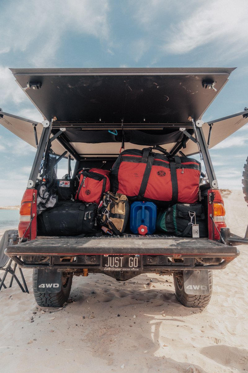 Red Oxx (@redoxxaffairs) on Twitter photo 