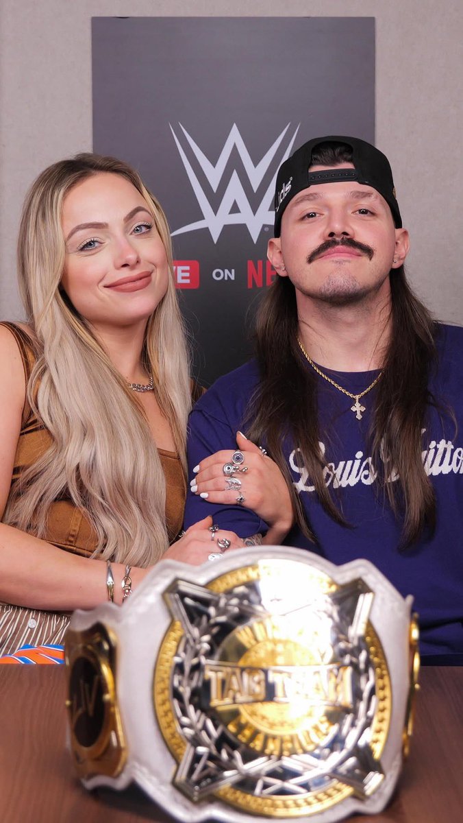 ERlivdom's tweet photo. The Hottest Couple Of All Time 🥵 https://t.co/BEJoyX1k67