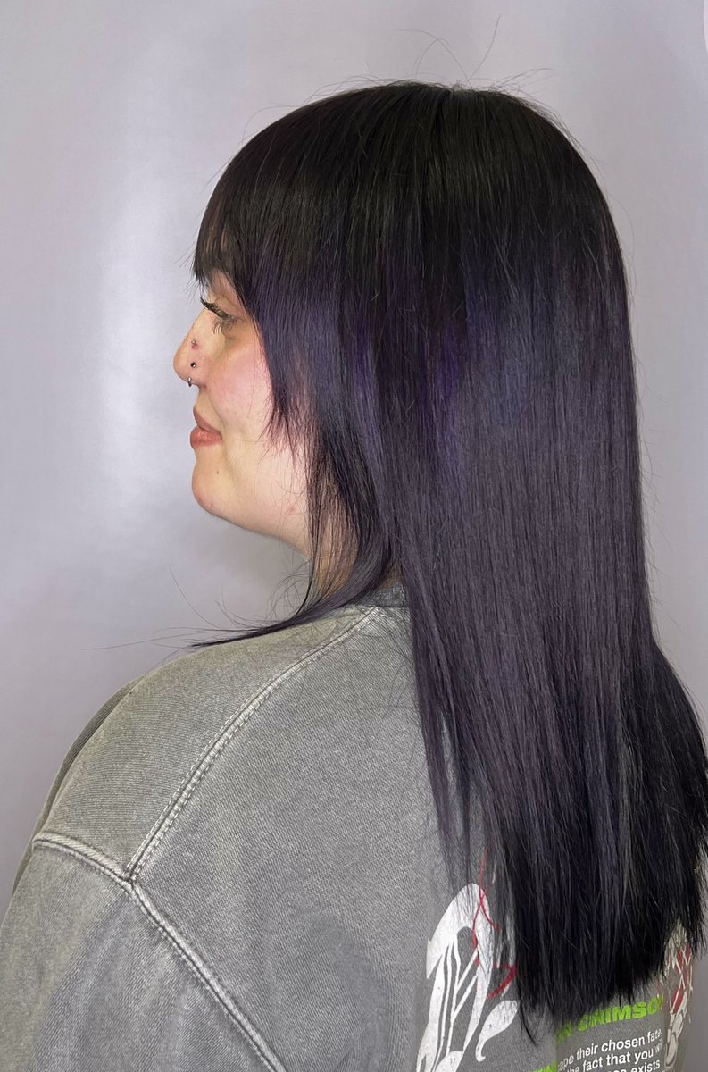 hairetics_salon's tweet image. This new #DarkMatter #PulpRiot hair color is out of this world! Our @cj_scissorhands is obsessed with it and so are the rest of us. How about you?