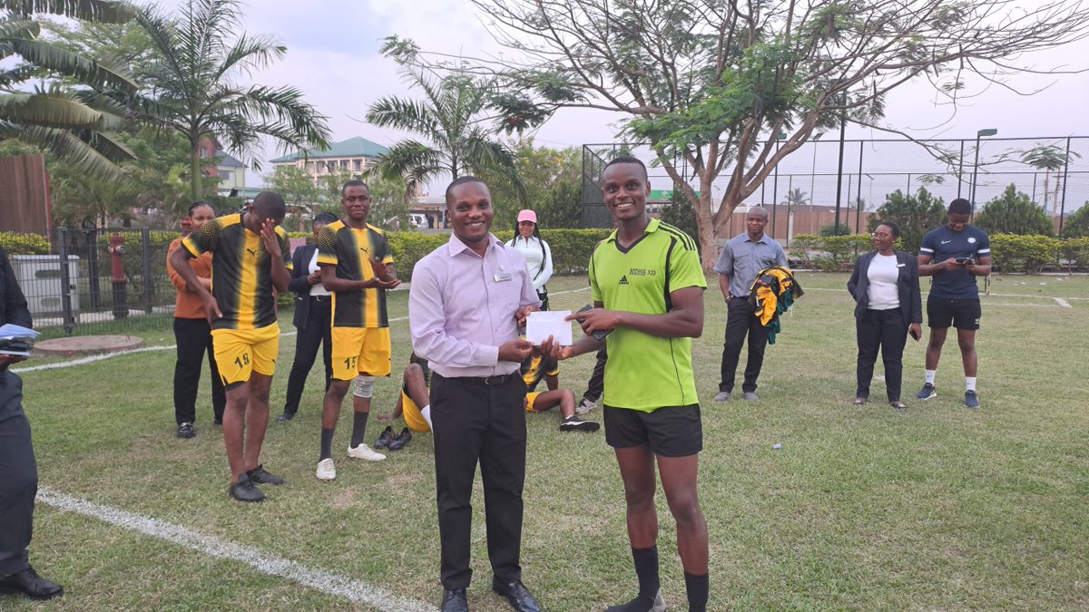 FPIkotEkpene's tweet photo. Over the past 3 Thursdays, we've enjoyed some exciting and healthy sports competitions among our associates! Congratulations to our top 3 teams who not only showcased their skills but also took home well-deserved prizes! Here's to more fun and fitness together! 
#Sportdays https://t.co/uNR8Yw8vOW