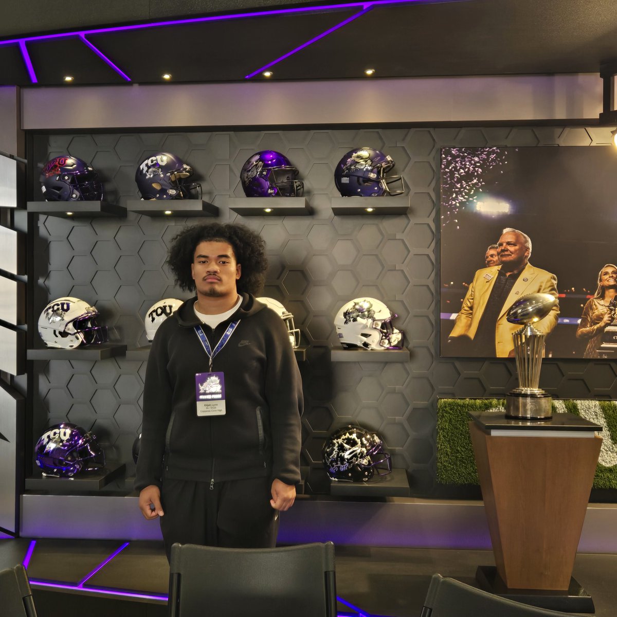 ElijahLynn1x's tweet photo. Had a great time at TCU , thank you for the hospitality!! @CoachSonnyDykes @_CoachJmac 
@CoachRSouthern @QWhitlow49 @CoachAnderson61 @Coach_delReal @CoachEvans57 @CoachLoganBrock https://t.co/UjPWJAqh67