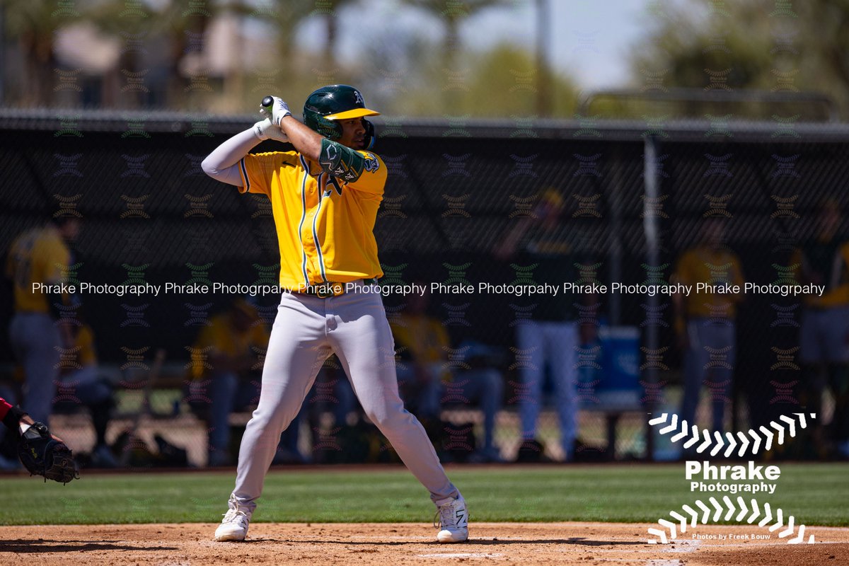 phrakephoto's tweet photo. Darell Hernaiz (25) 2B A's 2019 4th rnd BAL
@Darellbaseball2
@AmericasBlazers
#TheAmericasBoys #athletics #Atléticos #oaklandas #drumtogether #oaklandathletics #LosAtléticos #rootedinoakland #BabyAs @AthleticsFarm
#goas #greenandgold #thegreenandgold https://t.co/yVirKxPWdz