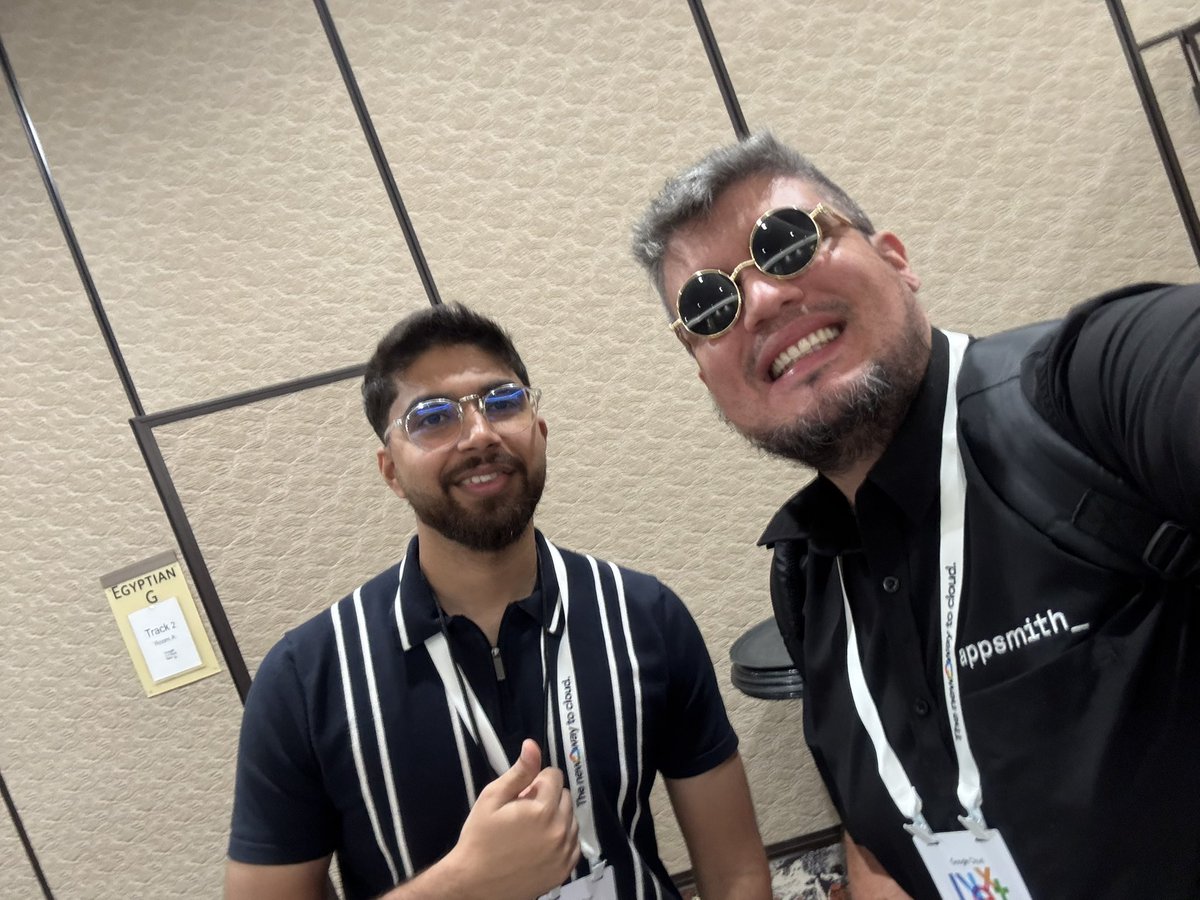 Productive morning at Cloud #Next25! Re connecting with amazing friends!