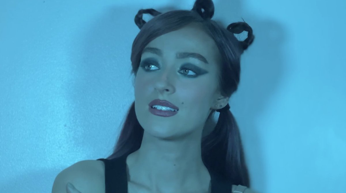 Rachelle Rhienne tweet media