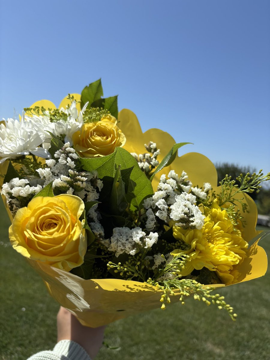 Kayz 💜 tweet media