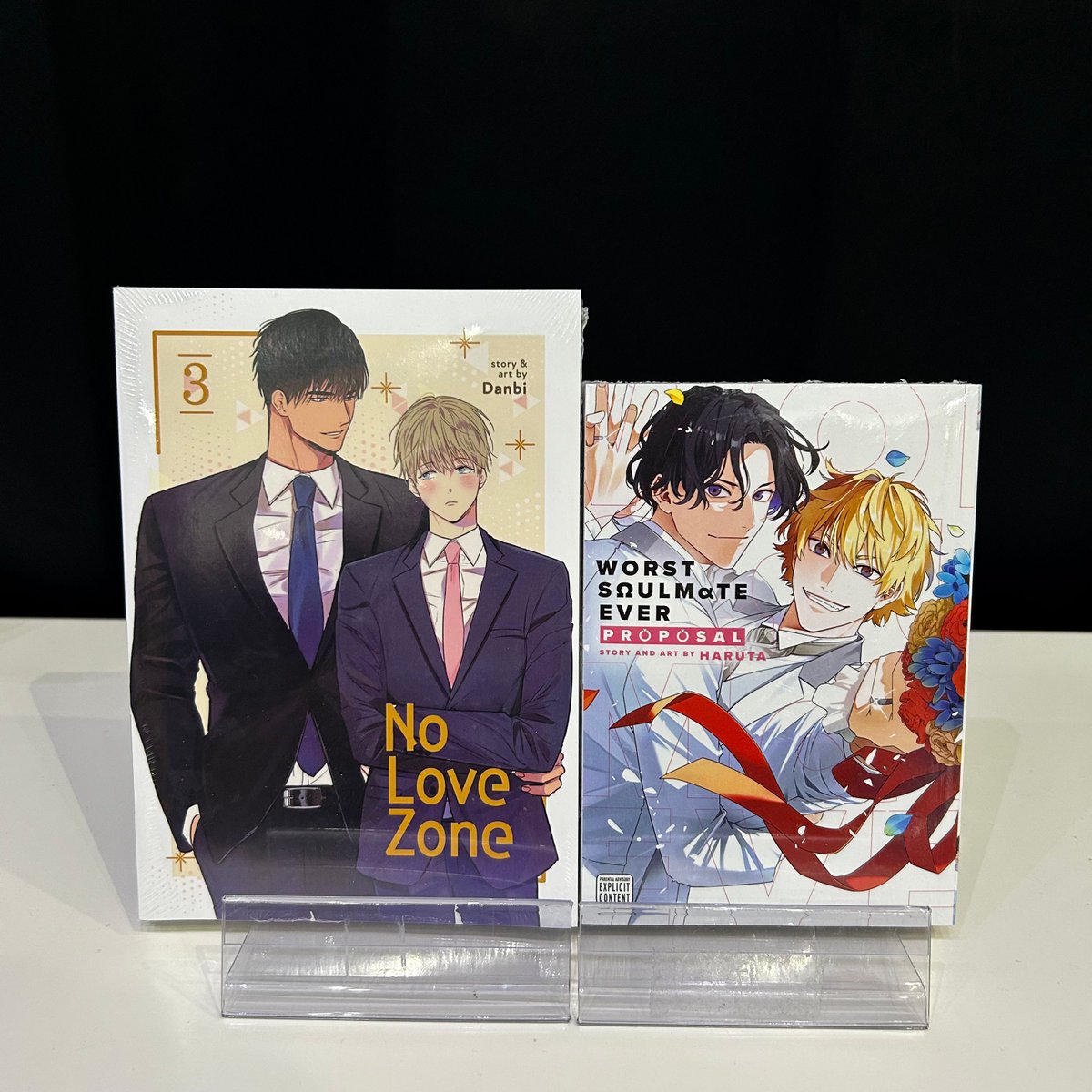 animate_la's tweet photo. 📚New Arrivals📚
New English manga releases from #FallInLoveYouFalseAngels, #BlueLockEpisodeNagi, and MORE are now available at #animateLA✨
Check out our new arrivals section and grab your copies now! 🌟📖
Don’t forget, our members enjoy a 10% discount on all manga books! https://t.co/r4AhVgj3yO