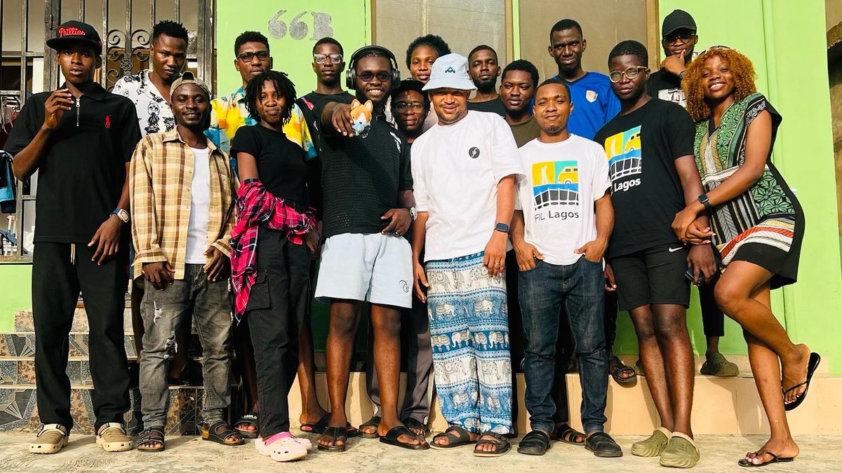 0x_cisco's tweet photo. Builder's @FilecoinAfrica @FilecoinNigeria @Filecoin
#FVMbootcamp #FVMBuilders https://t.co/uzI1OfKNx5
