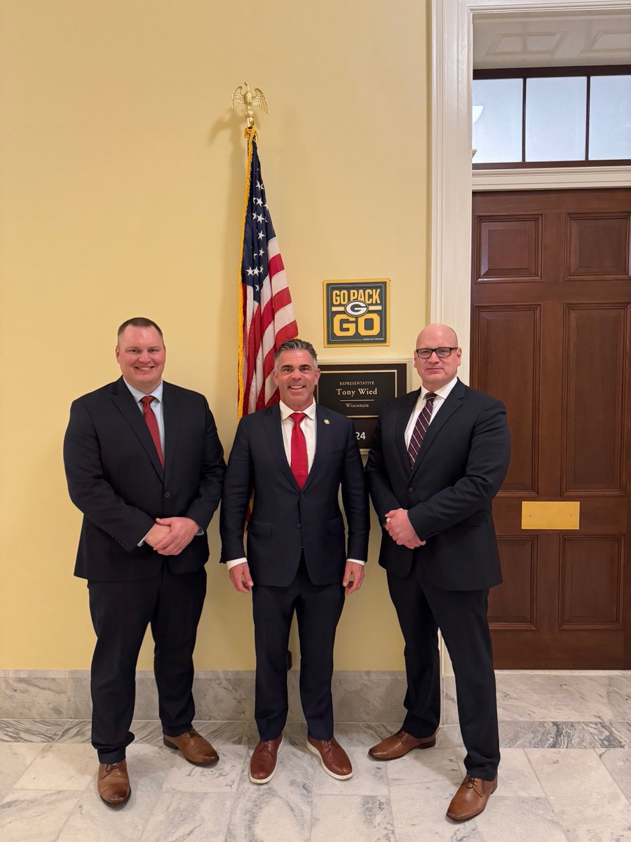 <a href="/NatlTroopers/">National Troopers Coalition</a> enjoyed meeting with <a href="/RepTonyWied/">Rep. Tony Wied</a> to talk about the work of Wisconsin Troopers and troopers across the country