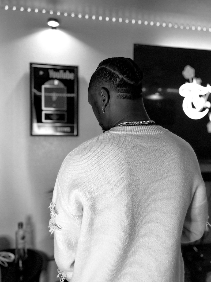 TBDJoshua's tweet photo. been having my way https://t.co/FnHDELaOl1