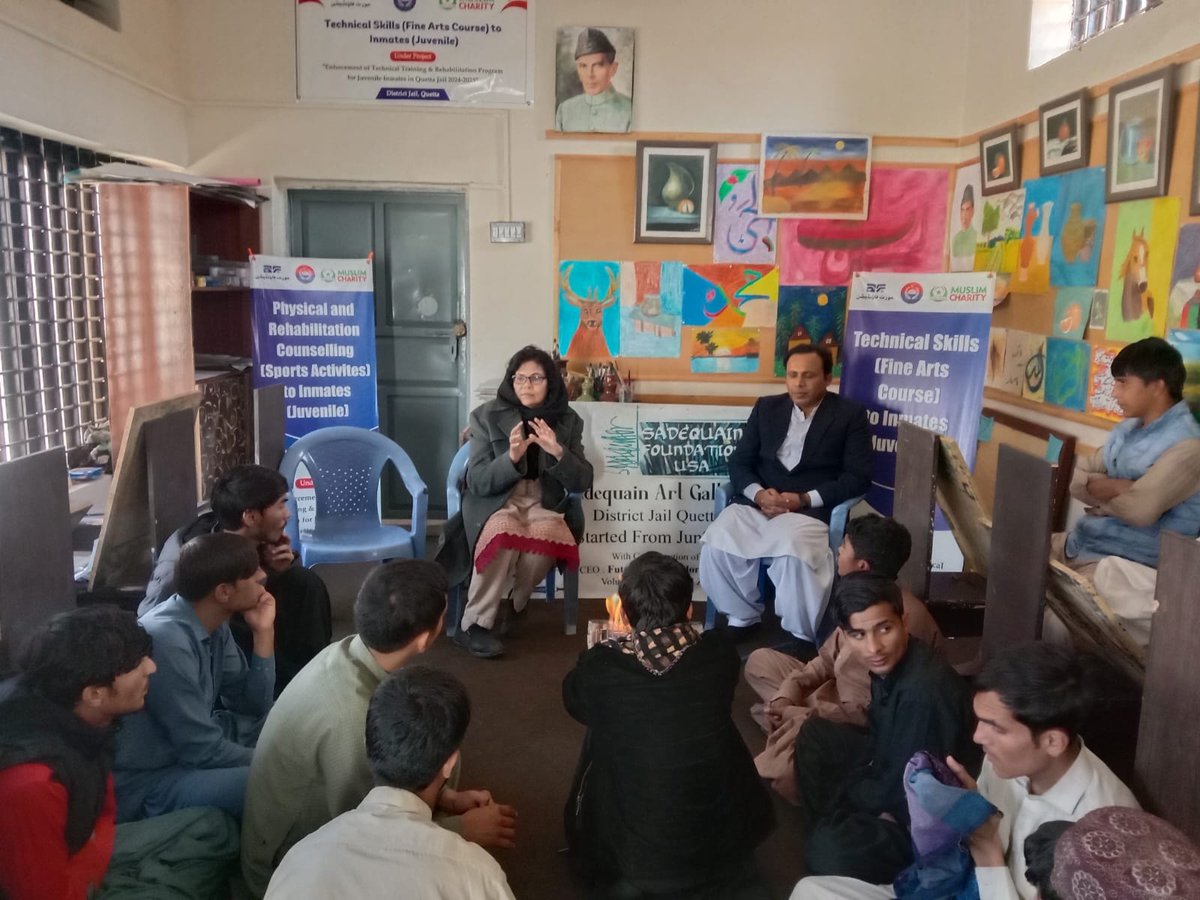 MindQuetta's tweet photo. کوہیٹہ جیل انتظامیہ اور عورت فاونڈیشن کے اشتراک سے کمسن بچوں کی ذہنی صحت اور ان کی شخصیت سازی کے حوالے سے سیشن کا انعقاد کیا گیا جو کہ ایک خوش آئند اقدام ہے۔
(خوشحال اور مستحکم بلوچستان)
@dpr_gob @WHO @BRSP_Pakistan @PPHIB_org @shuja_k @BehramLehri @ICRC @PRC_official @RESCUEorg https://t.co/TCix2ll97i