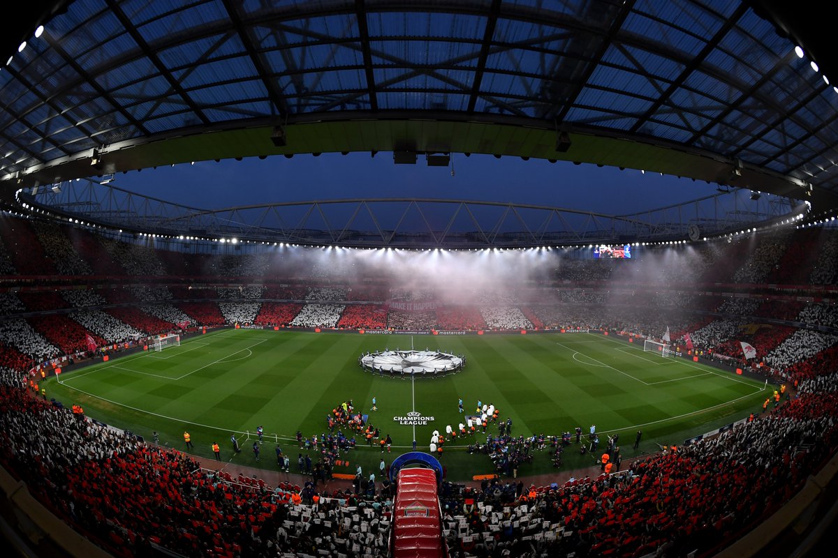 Arsenal's tweet image. This atmosphere 🙌