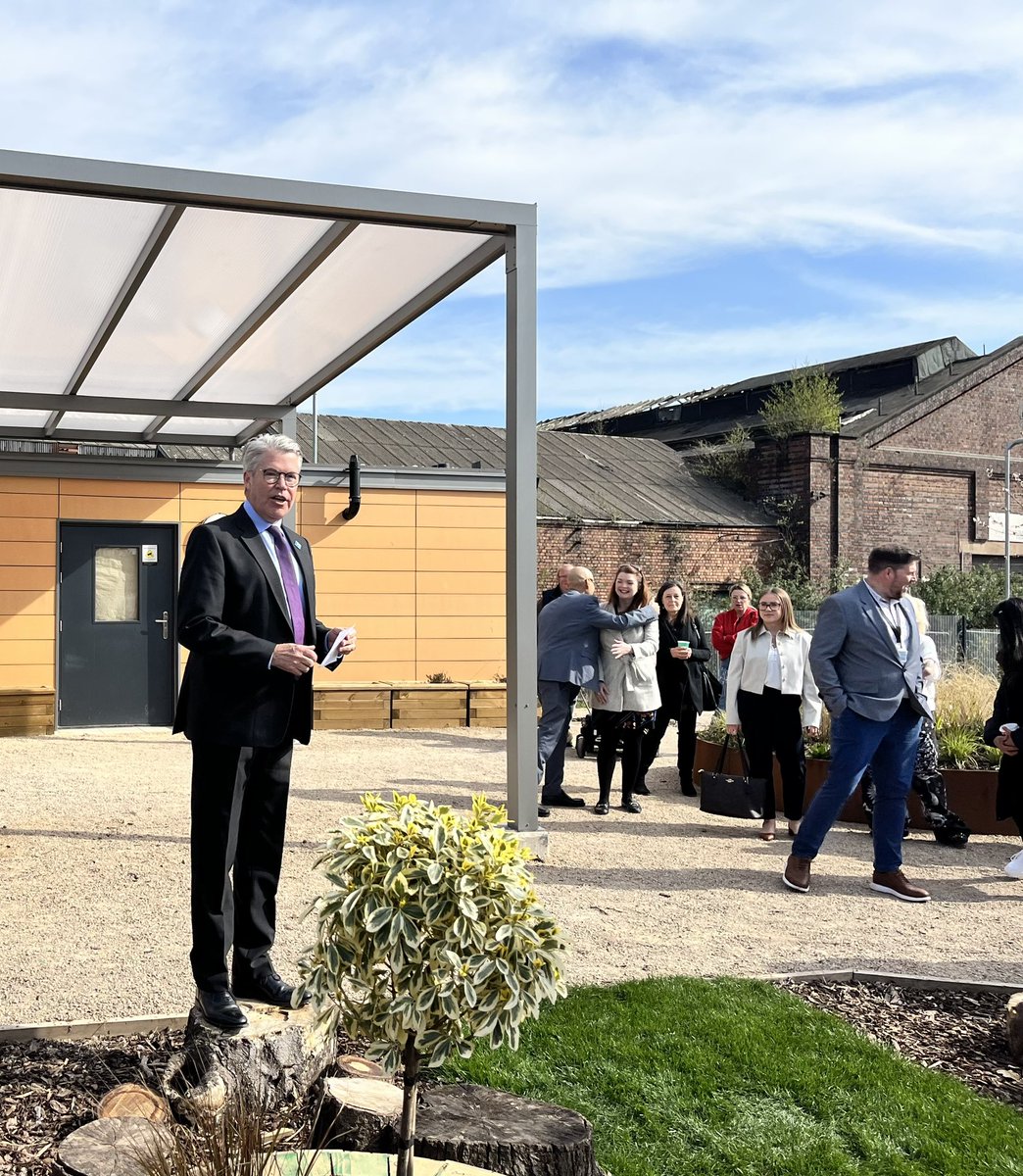 Steve_D_Allen's tweet image. Busy day at the new @MidlandMetUH with @SWBHCharity launching both ‘The Commons’ &amp;amp; ‘The People’s Gallery’. Thank you @HighSheriffWM24 &amp;amp; @DavidNichols0n for your support today.