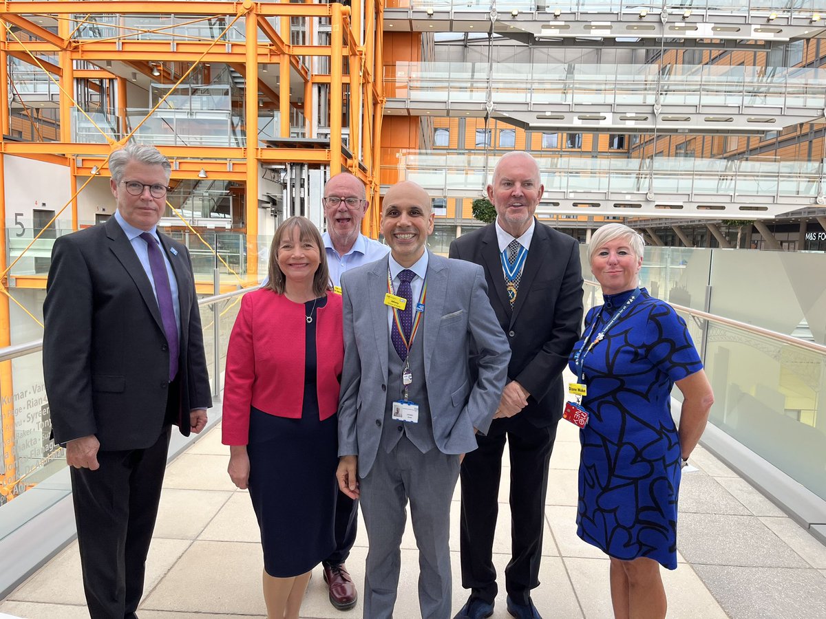Steve_D_Allen's tweet image. Busy day at the new @MidlandMetUH with @SWBHCharity launching both ‘The Commons’ &amp;amp; ‘The People’s Gallery’. Thank you @HighSheriffWM24 &amp;amp; @DavidNichols0n for your support today.