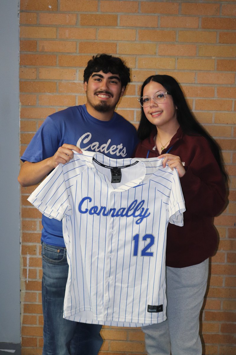 CCadetsBaseball's tweet photo. We would like to recognize some of the great Teachers here at CHS and thank them for everything they do for our students! Thank you Mrs. Sargent, Dr. Owens, Mrs. Barton, Mrs. Ballard, Mrs. Young and Mrs. Whities! Your hard work and dedication doesn't go unnoticed! #ACE #GOOD https://t.co/X0Se5XSM92