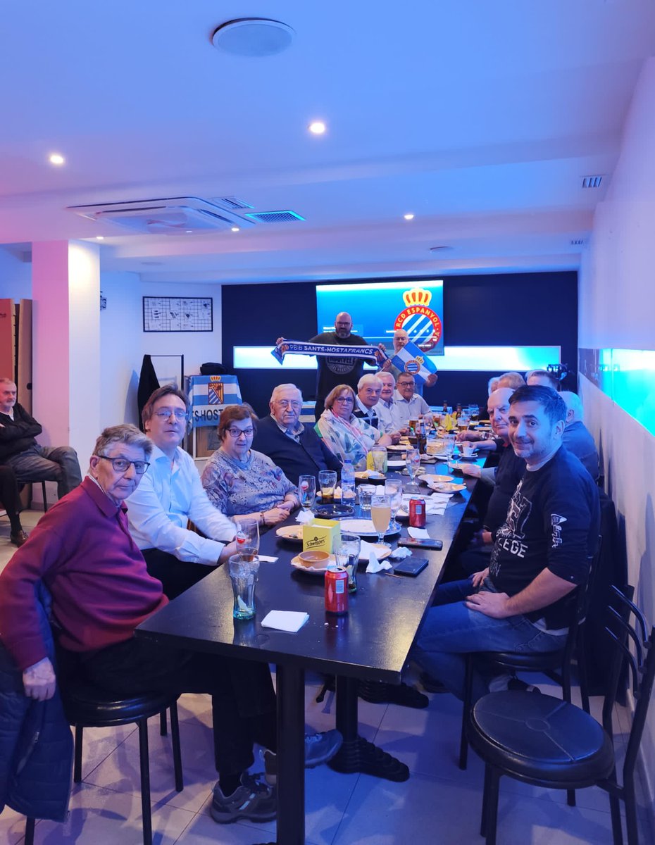 pbibsh's tweet photo. Comencem nova etapa al Restaurant La Hoguera (Béjar 70), on podrem veure els partits! 
Gràcies a tothom per venir!
#rcde https://t.co/lOL8SnPEkg