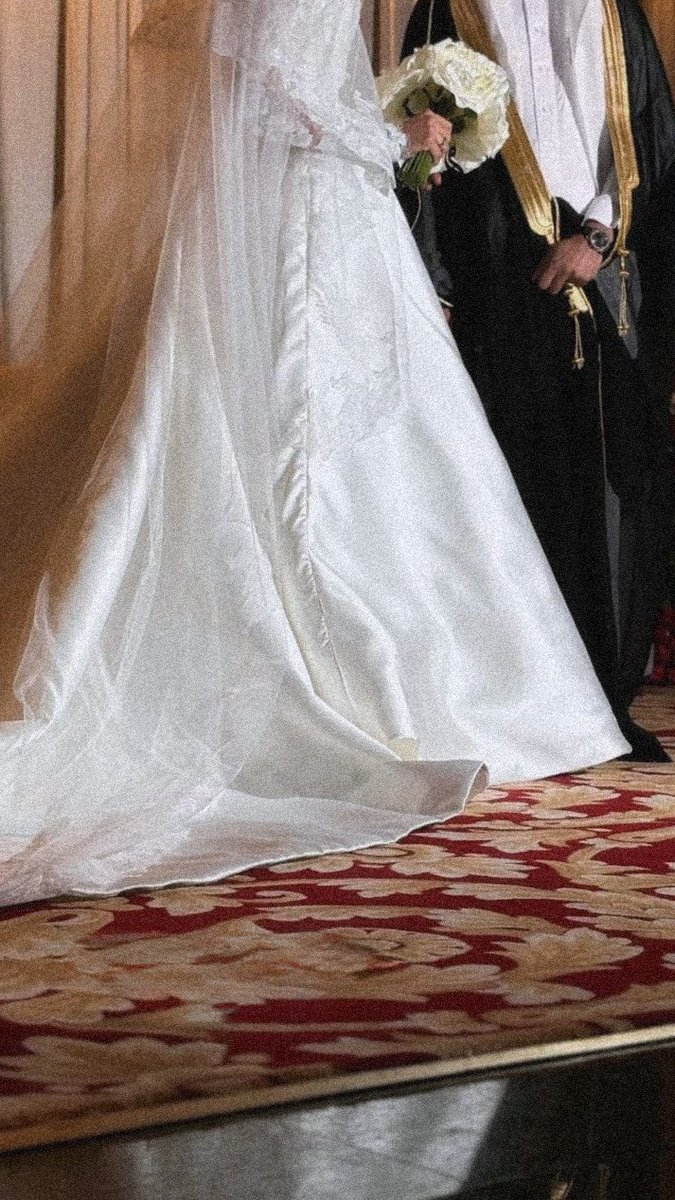 fajust02's tweet photo. من اغنية قديمة و ذكرى حالمة بدأت قصتنا " منك الجمال موعود " والحياة بدأت تبتسم💍♥️.
09 - 01 - 2025 https://t.co/Nc9zT1YQYR