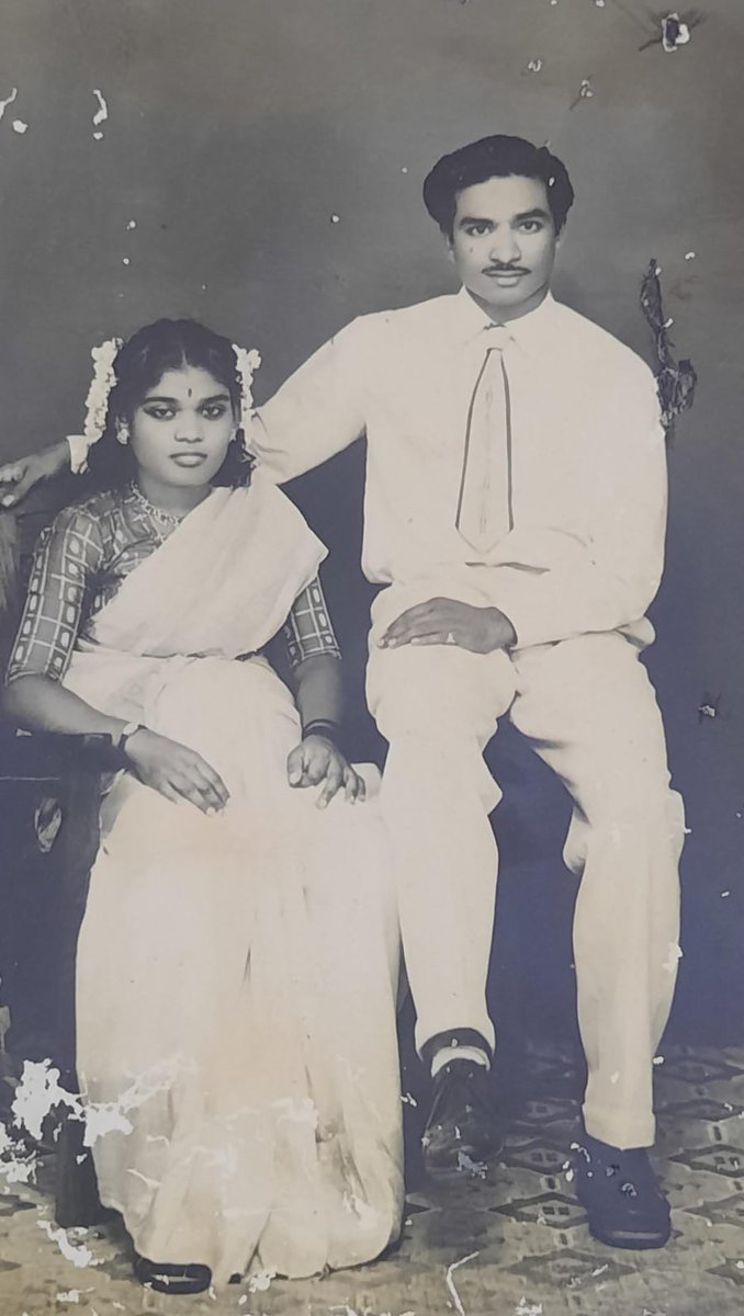 DrTamilisai4BJP's tweet photo. தமிழ் கற்றதனால் நான் தமிழ் பேசவில்லை... தமிழ் என்னைப் பெற்றதனால் நான் தமிழ் பேசுகிறேன் என்று.... பெருமையாக . பேச வைத்த என் தந்தை திரு.குமரி அனந்தன் அவர்கள்... இன்று என் அம்மாவோடு.. இரண்டர கலந்து விட்டார்... குமரியில்.. ஒரு கிராமத்தில் பிறந்து.. தன் முழு முயற்சியினால்... அப்பழுக்கற்ற அரசியல்வாதியாக... தமிழ் மீது.. தீராத பற்று கொண்டு... தமிழிசை என்ற பெயர் வைத்து... இசை இசை... என்று கூப்பிடும் என் அப்பாவின்... கணீர் குரல்... இன்று காற்றில்.. இசையோடு கலந்து விட்டது.... வாழ்க்கை இப்படித்தான் வாழ வேண்டும் என்று... சீரான வாழ்க்கை வாழ்ந்தவர்... இன்று தான் வளர்த்தவர்கள் எல்லாம்... சீராக வாழ்வதைக் கண்டு... பெருமைப்பட்டு.. வாழ்த்திவிட்டு.. எங்களை விட்டு மறைந்திருக்கிறார்... என்றும்.  .. அவர் பெயர் நிலைத்திருக்கும். தமிழக  அரசியலில்.. பாராளுமன்றத்தில் முதன் முதலில் தமிழில் பேசியவர்  இன்று தமிழோடு காற்றில்  கலந்துவிட்டார் என்று சொல்ல வேண்டும்.... மகிழ்ச்சியோடு போய் வாருங்கள் அப்பா... நீங்கள் மக்களுக்கு என்ன எல்லாம் செய்ய வேண்டும் என்று  நினைத்தீர்களோ... அதை மனதில் கொண்டு... உங்கள் பெயரில்... நாங்கள் செய்வோம் என்று... உறுதியோடு... உங்களை வழி அனுப்புகிறோம்... உங்கள் வழி உங்கள் வழியில்...... நீங்கள் எப்பொழுதும் சொல்வதைப் போல... நாமும் மகிழ்ச்சியாக இருந்து.. மற்றவர்களின் மகிழ்விக்க வேண்டும்.. என்று உங்கள் ஆசை ஆசையை.. எப்போதும் நிறைவேற்றுவோம்... போய் வாருங்கள் அப்பா தமிழ் கற்றதனால் நான் தமிழ் பேசவில்லை தமிழ் என்னைப் பெற்றதனால் நான் தமிழ் பேசுகிறேன்...
நன்றி அப்பா.. மகிழ்ச்சியோடு  போய் வாருங்கள்....