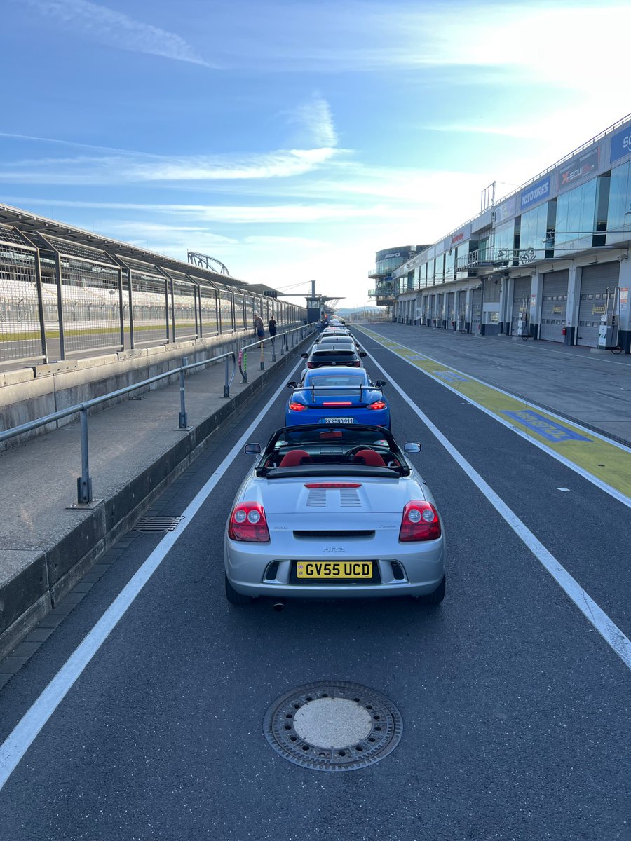 dannydc2 tweet media