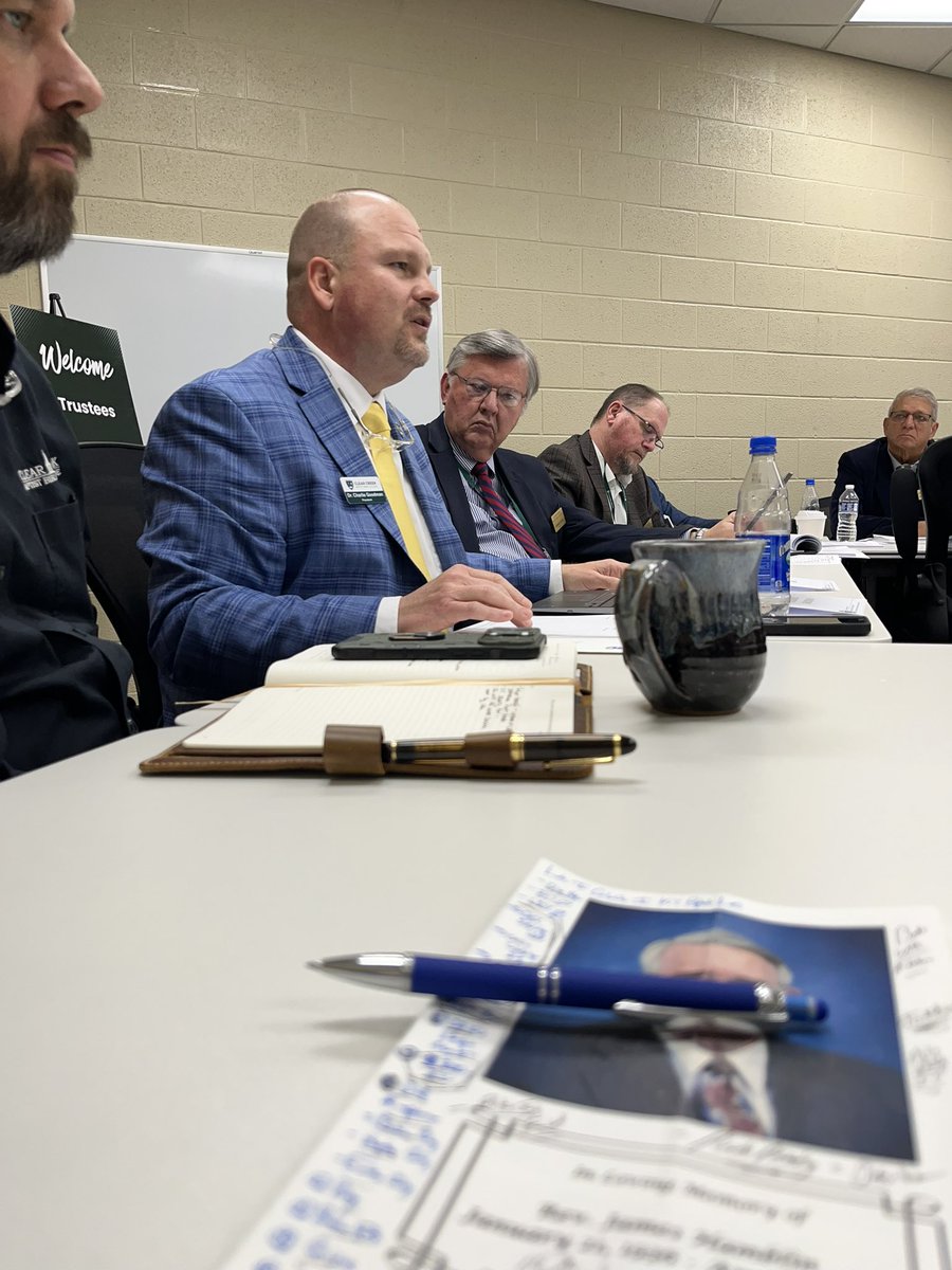 Todd Gray tweet media