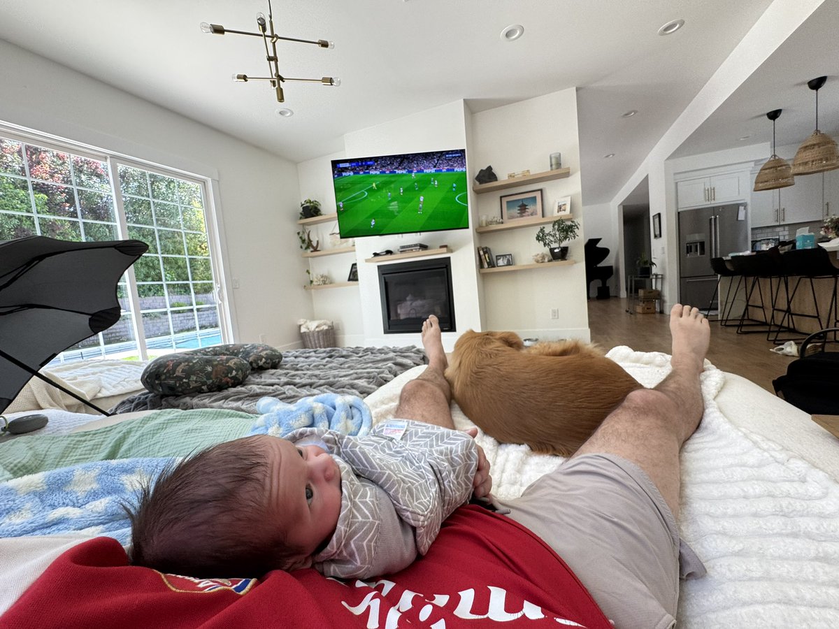 BlakeKraft's tweet photo. Alexander is a Gooner! @Arsenal COYG! #AFCTID ๐ด๐ด๐ด https://t.co/ywabt4gtj9
