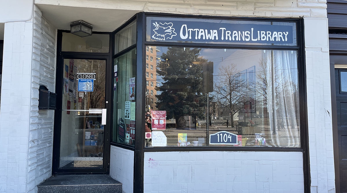 The Ottawa Trans Library has acquired more than 1,000 books since opening its doors in 2021. The library preserves trans books amid rising book bans of 2SLGBTQ+ books. Read more here: tinyurl.com/43446cxw #ottawa #library #2slgbtq