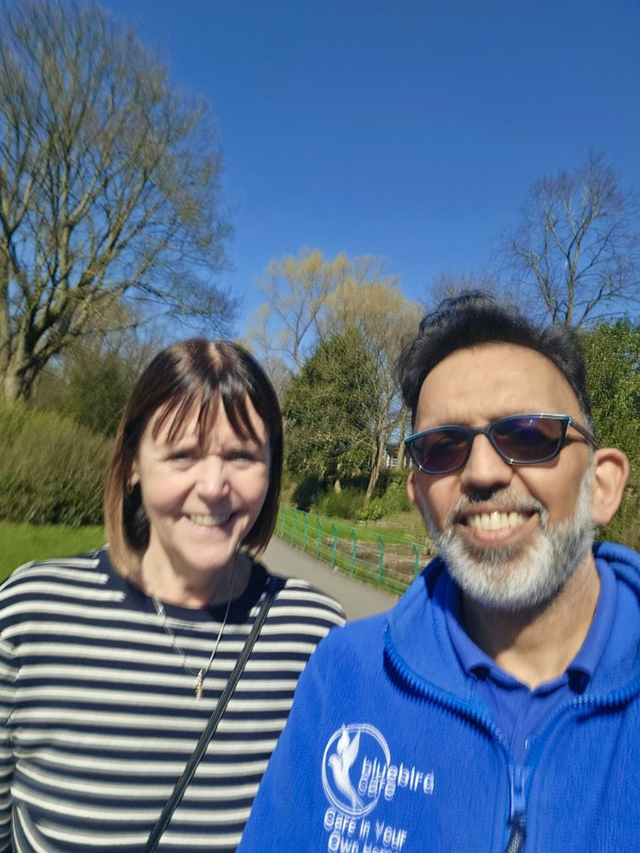 EileenKelly33's tweet photo. Another day, another walking meeting! Today it was People's Park in Halifax with @ShabirH1970 from Bluebird Care and what a beautiful day it was 😎 🚶‍♂️ 🥾 🚶‍♀️ 
#walking #walkingmeeting #health #wellbeing #movement #activity #physicalactivity #Halifax #Calderdale #ActiveCdale https://t.co/pc6c3csSJb