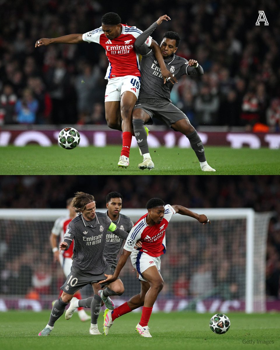 TheAthleticFC's tweet photo. "It is staggering the confidence Myles Lewis-Skelly plays with. 

"He has gone on a few of his trademark runs so far, holding off top class players as if he is a seasoned pro and not a teenager still in his first few months of top level football." 

📝 @JordanC1107 

🔗 https://t.co/V8b45I4AJj