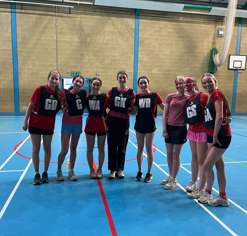 sullivan_upper's tweet photo. Well done to everyone who participated in Senior House Netball today. It was a great competition with Grant securing the title. Huge thanks to Ava Downey and Lucy Sloan for organising. 💚🌟 https://t.co/KExLr1c7Jy