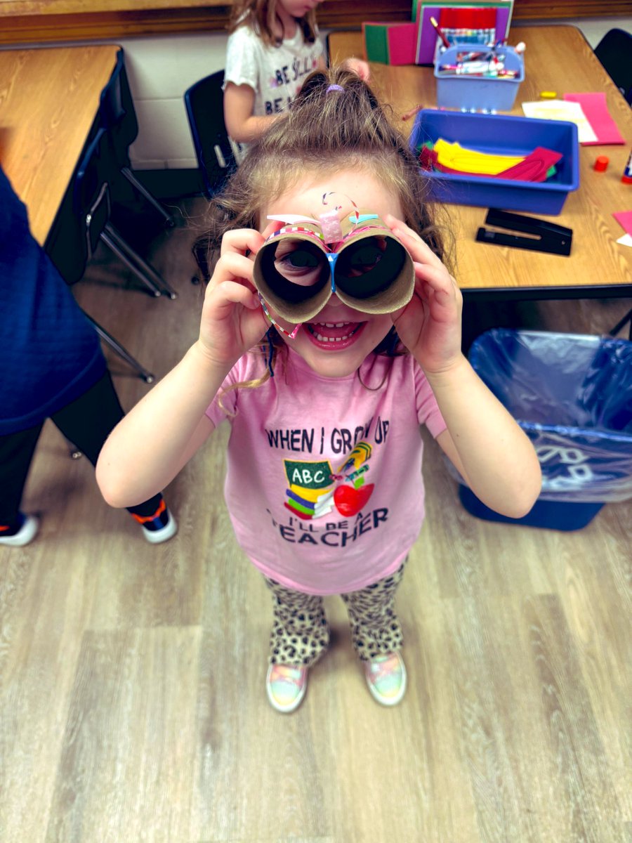 MrsAlexSmitty's tweet photo. There were just too many sweet moments not to share! Our bird-themed centers have truly taken flight—so much learning, exploring, and joy in every little chirp and giggle! #risdbetheone #risdprek @canyoncreekrisd https://t.co/0agCZ9J0wp