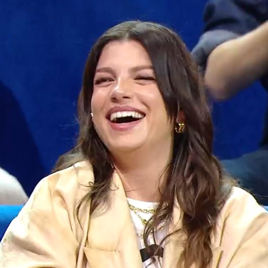tvstellare's tweet photo. 45% DI SHARE #staseratuttoepossibile https://t.co/inQGjUyBgJ