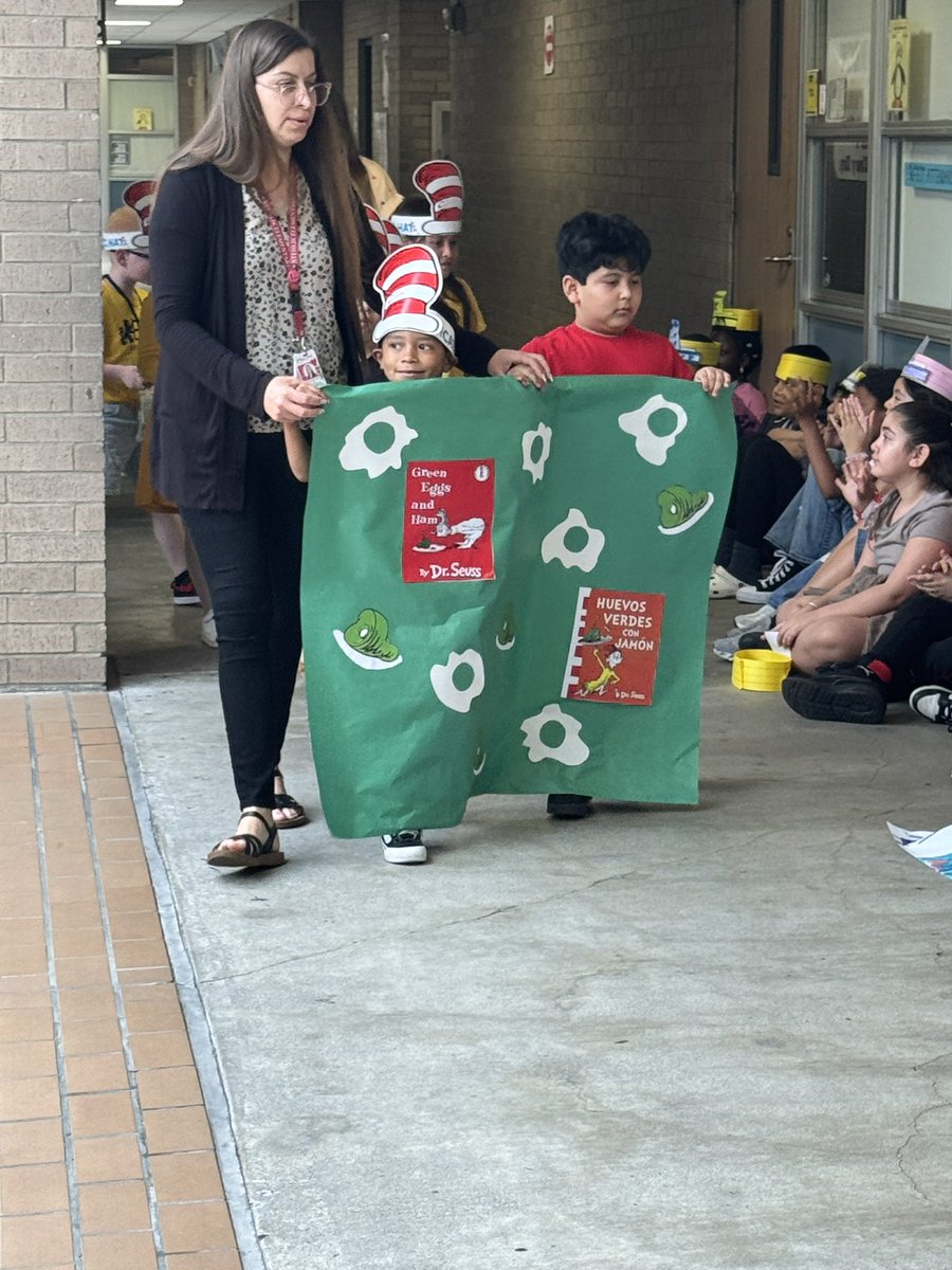 Our students celebrated literacy during our campus book parade. #SLIS6234 <a href="/UHCL_SLIS/">UHCL_SLIS</a>