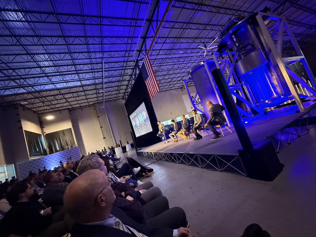 Matt Loszak tweet media