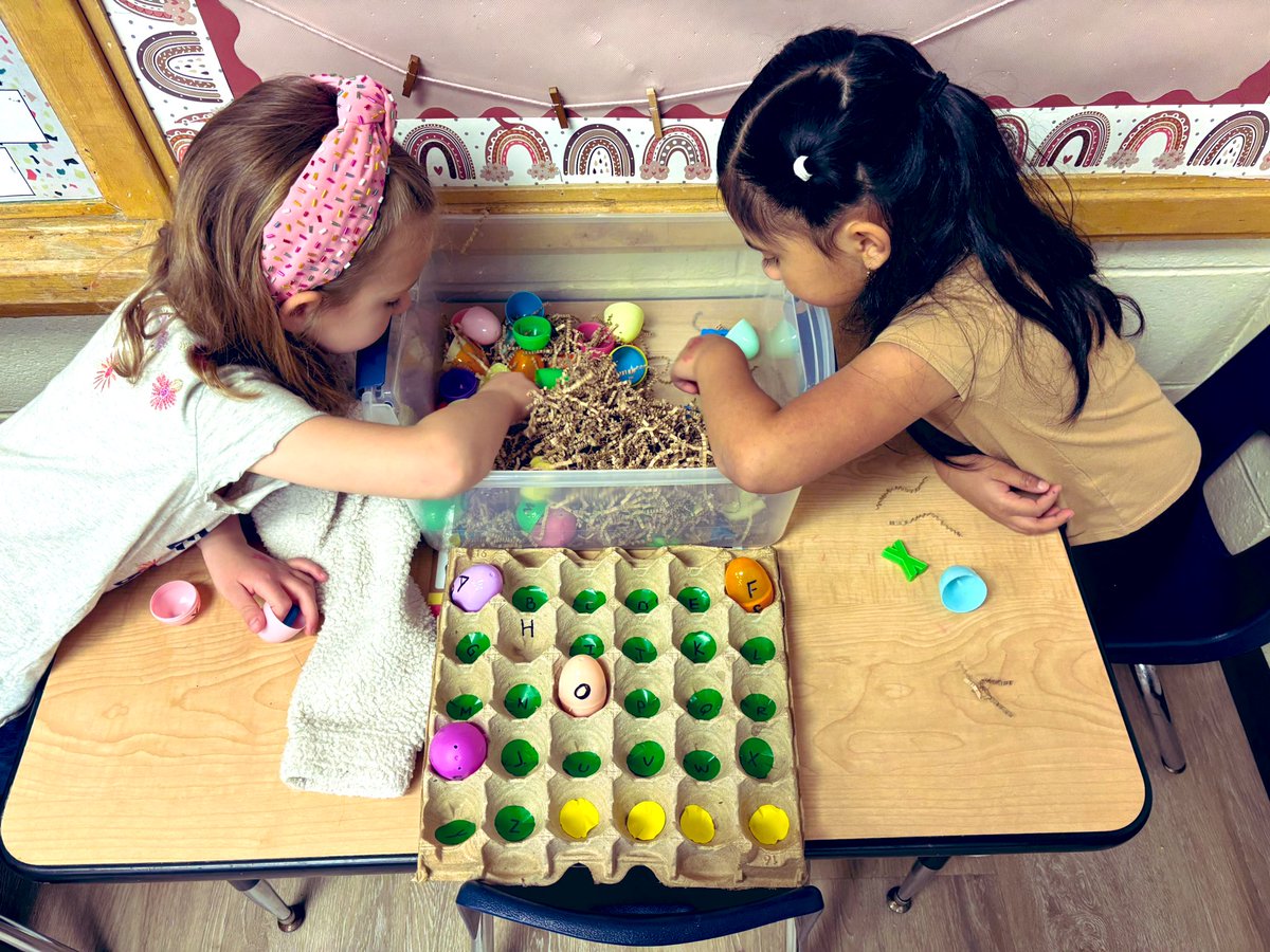 MrsAlexSmitty's tweet photo. This week is all about our feathered friends! We’re diving into the world of birds with hands-on, engaging centers that spark curiosity and creativity. From bird-watching to nest-building, our little learners are soaring to new heights! #risdbetheone #risdprek @canyoncreekrisd https://t.co/vX75Trs0yZ