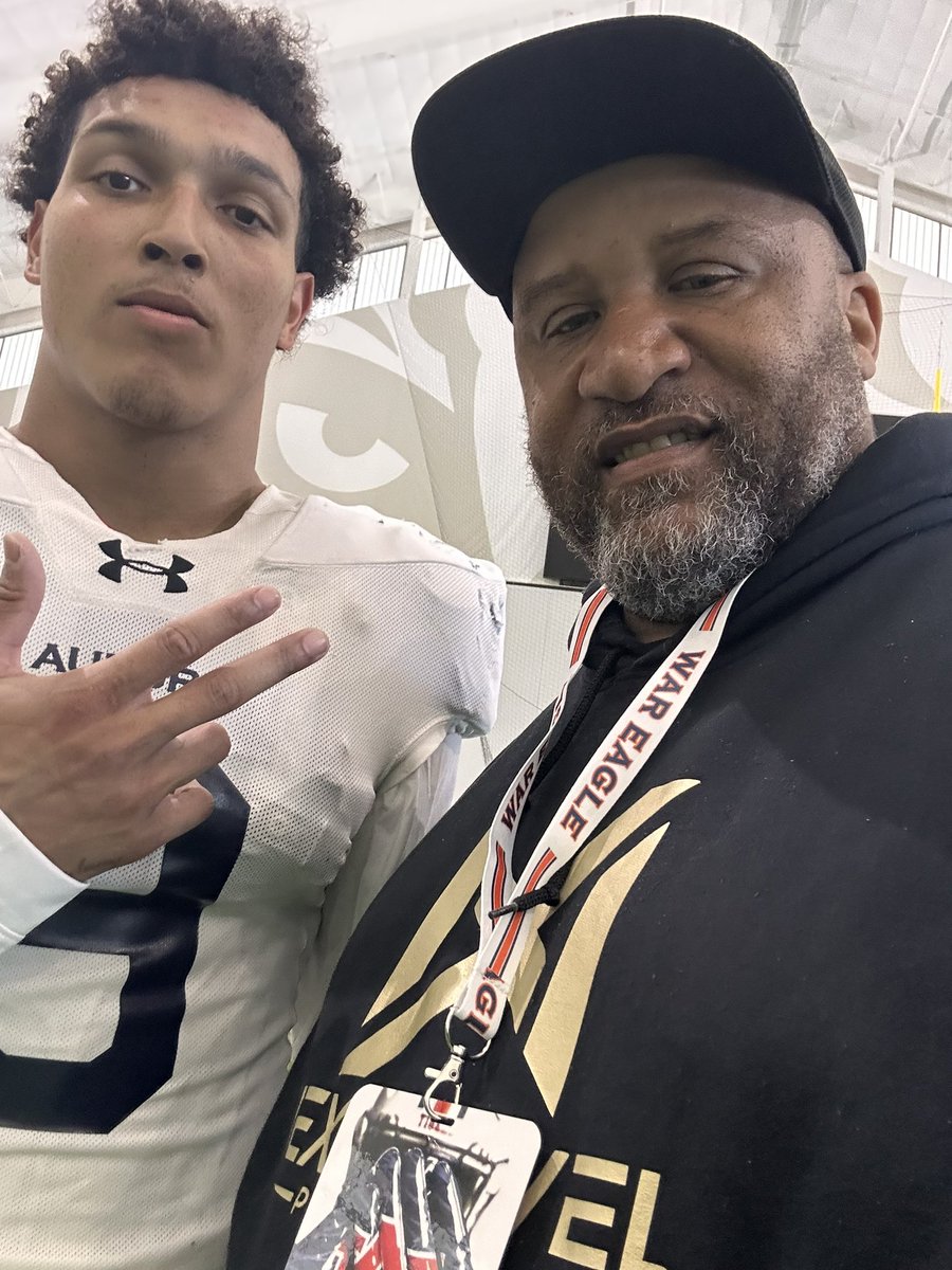 Steven Carter (@stevencarternlp) on Twitter photo Excited to be in Auburn today with Next Level Prospects of Ga! Thanks to Jeff Mizell and <a href="/AuburnFootball/">Auburn Football</a> for the invite! Most definitely will be back! <a href="/JeremyO_Johnson/">Jeremy Johnson</a> <a href="/RyanCallahan247/">Ryan Callahan</a> <a href="/On3sports/">On3</a> <a href="/On3Recruits/">Follow @Rivals</a> Excited to be in Auburn today with Next Level Prospects of Ga! Thanks to Jeff Mizell and <a href="/AuburnFootball/">Auburn Football</a> for the invite! Most definitely will be back! <a href="/JeremyO_Johnson/">Jeremy Johnson</a> <a href="/RyanCallahan247/">Ryan Callahan</a> <a href="/On3sports/">On3</a> <a href="/On3Recruits/">Follow @Rivals</a>