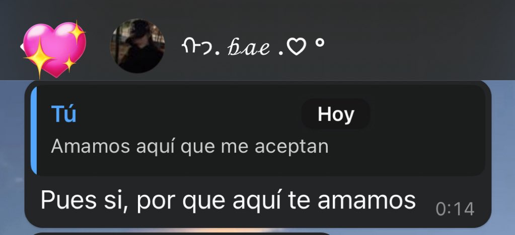 breezember's tweet photo. Me encanta mi novia https://t.co/dDMKFlJQQC