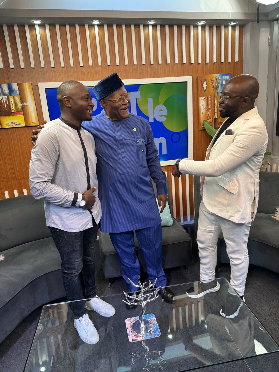 Akere Muna tweet media