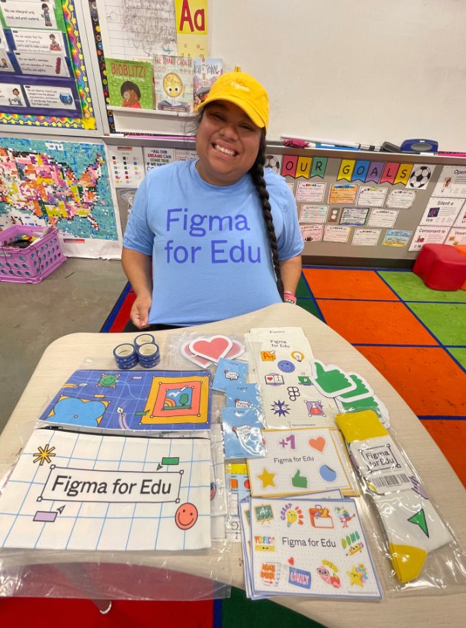 Alex @ Figma Edu (@figmaedu_alex) on Twitter photo Celebrating #TechTshirtTuesday with a giveaway 🎉
<a href="/MsPowellteaches/">Ms. Powell, M.Ed.</a> is rocking her FigmaEdu swag! We'd love to treat more teachers to the same spread.
Tag your teacher besties! Bonus entry for reposting 🤗 Celebrating #TechTshirtTuesday with a giveaway 🎉
<a href="/MsPowellteaches/">Ms. Powell, M.Ed.</a> is rocking her FigmaEdu swag! We'd love to treat more teachers to the same spread.
Tag your teacher besties! Bonus entry for reposting 🤗