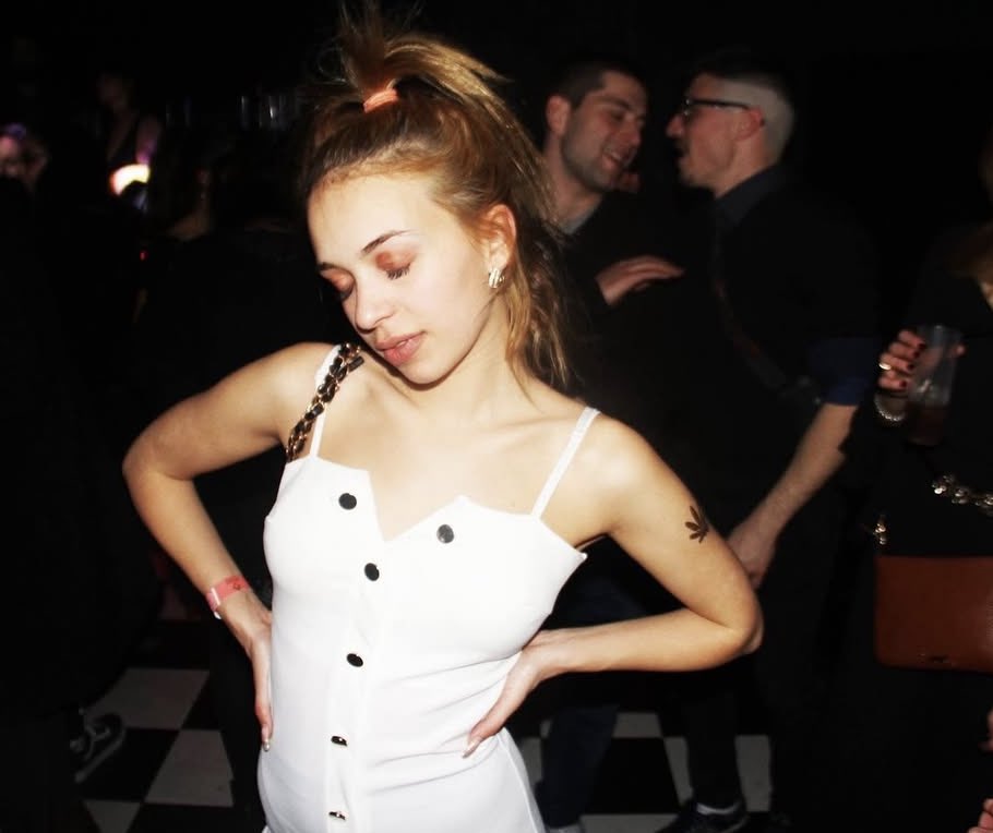 que estas fotos sean todas en la misma sala un fin de año en barcelona, solo puedo decir WOW