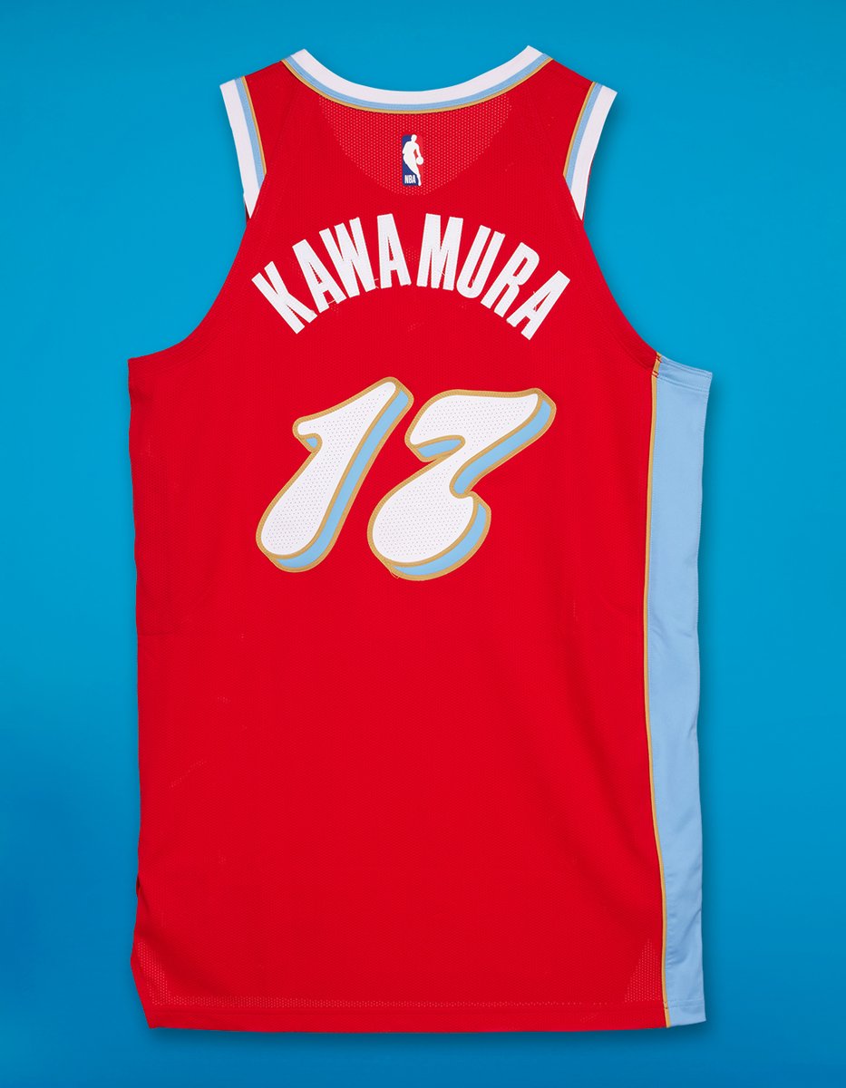 This year’s City Edition uniform blends Grizzlies heritage with a modern twist.🎷 

Collect Game worn city edition editions from Ja, Yuki, Bane, and JJJ here: sothebys.com/en/buy/auction…