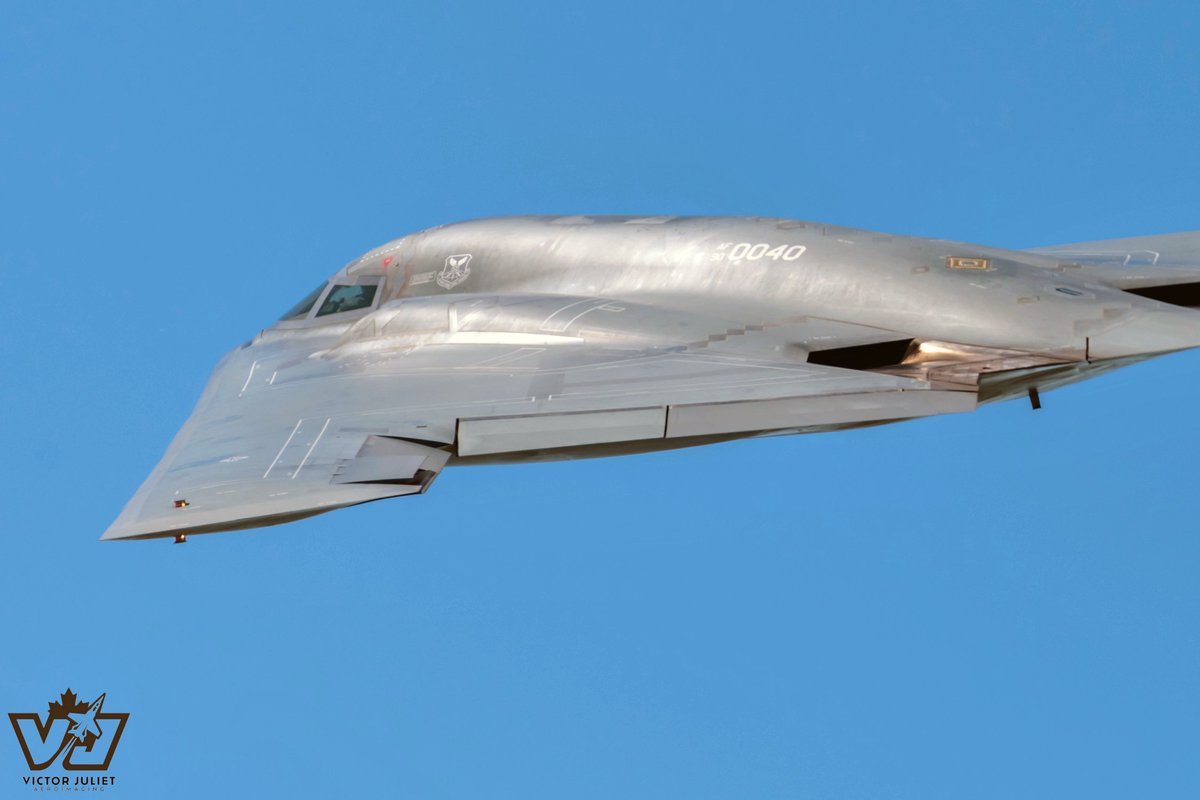 vjaeroimage's tweet photo. some of the beat lighting i've had with a B-2

#b2 #usaf https://t.co/ejYZ7GZqKZ