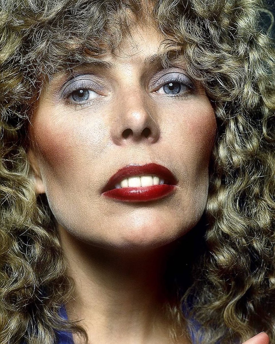 Joni Mitchell (@jonimitchell) on Twitter photo āYou have two options. You can stay the same and protect the formula that gave you your initial success. Theyāre going to crucify you for staying the same,ā - Joni in conversation with Cameron Crowe, <a href="/RollingStone/">Rolling Stone</a>, 1979.
Photo by Norman Seeff āYou have two options. You can stay the same and protect the formula that gave you your initial success. Theyāre going to crucify you for staying the same,ā - Joni in conversation with Cameron Crowe, <a href="/RollingStone/">Rolling Stone</a>, 1979.
Photo by Norman Seeff
