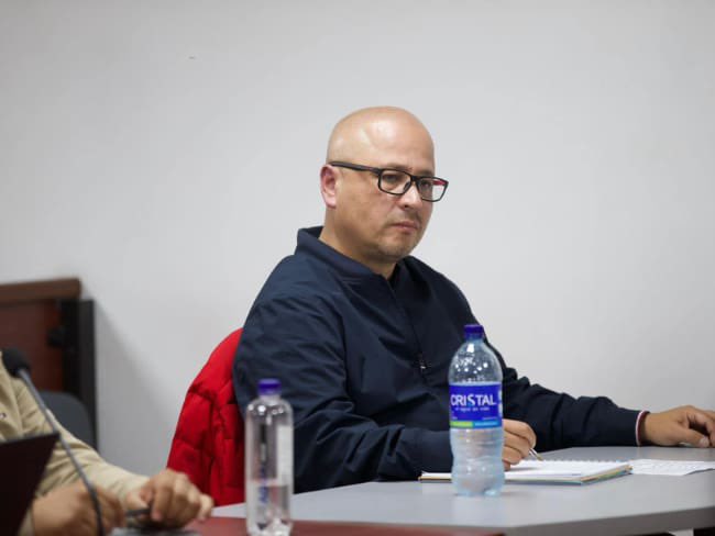 lafm's tweet photo. #Judicial La Fiscalía General de la Nación logra condena por el entramado de corrupción que direccionó la contratación y se apropió de recursos en la Unidad Nacional para la Gestión de Riesgo, UNGRD. El exasesor de la dirección, Pedro Andrés Rodríguez Melo pagará una pena de más de 4 años de cárcel.