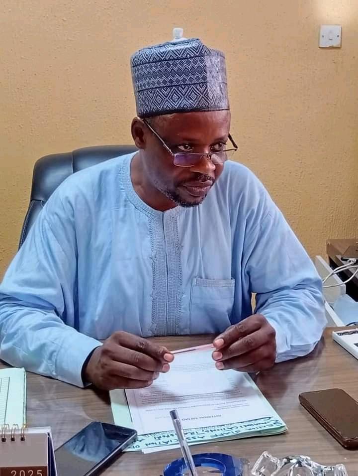 AdamawaLas79384's tweet photo. ADAFEST 2025: A Historic Celebration of Adamawa's Rich Ethnic Diversity
The publicity committee for Adamawa State’s 2025 Cultural Festival, tagged #ADAFEST, recently embarked on a courtesy visit to local media stations within the state. The committee is working to ensure a successful event that will celebrate over one hundred ethnic nationalities from Adamawa, coming together for the first time to deliver an extraordinary cultural display.
During the visit, Padio Phenias, speaking on behalf of Dr. John Ngamsa, the Special Adviser on Information, Communication, and Strategy, highlighted the significance of media collaboration. He emphasized that the involvement of media outlets is crucial to achieving the festival’s goals, particularly in showcasing Adamawa's rich cultural heritage.
Under the guidance of the Ministry of Culture and Tourism and the leadership of Hon. Commissioner Aloysius Babadoke, the highly anticipated festival will take place from April 25 to April 29, 2025, at Mahmud Ribadu Square in Jimeta, Yola, Adamawa State. Phineas emphasized that this event will not only showcase the rich and diverse cultures of Adamawa but also aim to establish the state as the global capital of cultural heritage.
Additionally, a special compendium will be produced at the end of the week-long event to serve as a valuable resource for future research and cultural preservation.
In separate statements, the General Managers of ATV Yola, Gotel TV, Fombina, and NASS FM praised the timing and positive impact of the event. They commended the initiative, noting that it presents a unique opportunity for the people of Adamawa to unite and showcase their cultural richness.
They also expressed their gratitude to Governor Ahmadu Umaru Fintiri for his support and vision, promising to use the media’s reach to ensure grassroots involvement and widespread participation in the festival.