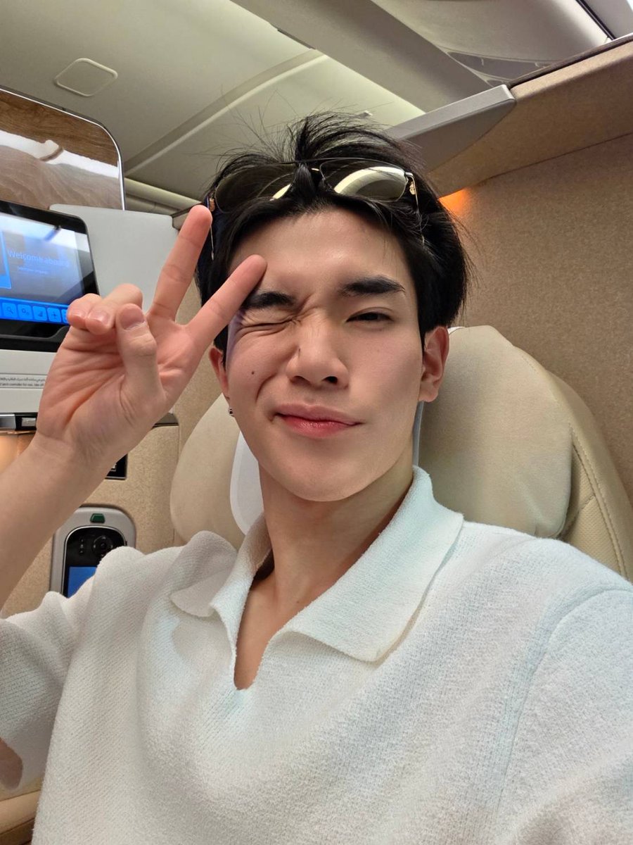We're on our way, Mexico! Hope you're ready for an unforgettable time with us! 

ออกเดินทางไปเม็กซิโกแล้วครับ เดี๋ยวเจอกันนะ สนุกแน่นอน ทางนี้ตื่นเต้นกันเเล้วครับ!

#GF1stFMinMexico 
#GMMTV <a href="/gemini_ti/">gemini_nt</a> <a href="/tawattannn/">FOURTH</a>