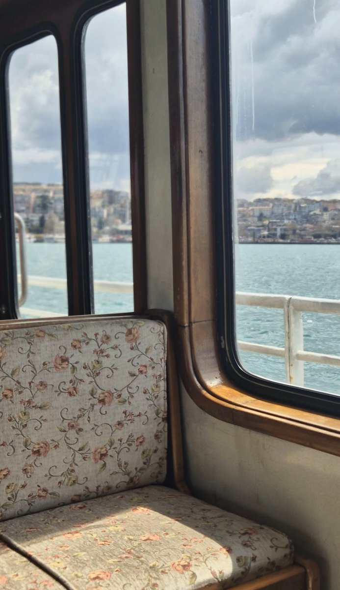 _nnurasln's tweet photo. kabataş - üsküdar 🫠 https://t.co/MMPyJPTlON