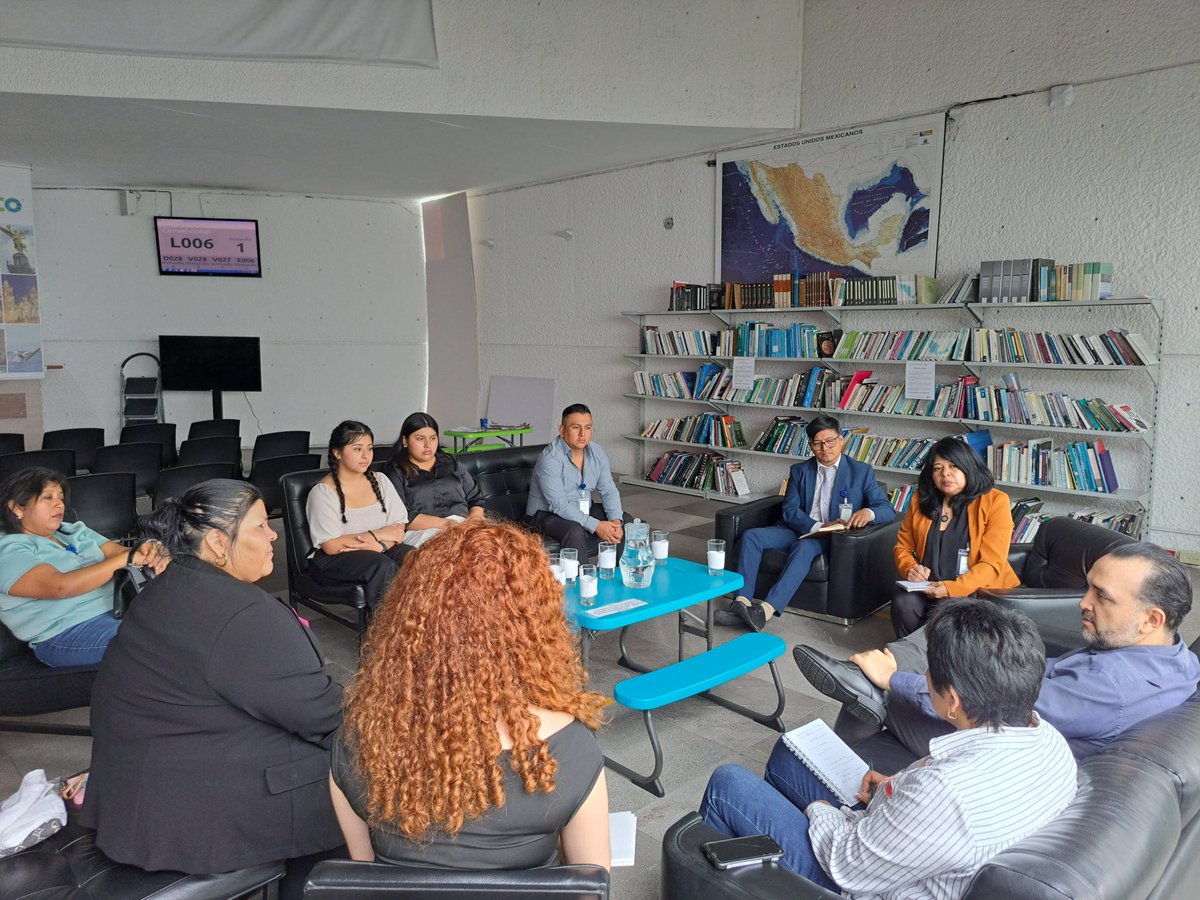 ConsulMexGuate (@consulmexguate) on Twitter photo En el marco del Programa Consular de Emprendimiento para Mujeres, sostuvimos una reunión con representantes de instituciones de migrantes guatemaltecas, interesadas en difundir este mecanismo.
¡Les reiteramos que el registro continúa abierto!
<a href="/SRE_mx/">Relaciones Exteriores</a> <a href="/IME_SRE/">IMME</a> <a href="/EmbaMexGua/">Embamex Guatemala</a> En el marco del Programa Consular de Emprendimiento para Mujeres, sostuvimos una reunión con representantes de instituciones de migrantes guatemaltecas, interesadas en difundir este mecanismo.
¡Les reiteramos que el registro continúa abierto!
<a href="/SRE_mx/">Relaciones Exteriores</a> <a href="/IME_SRE/">IMME</a> <a href="/EmbaMexGua/">Embamex Guatemala</a>