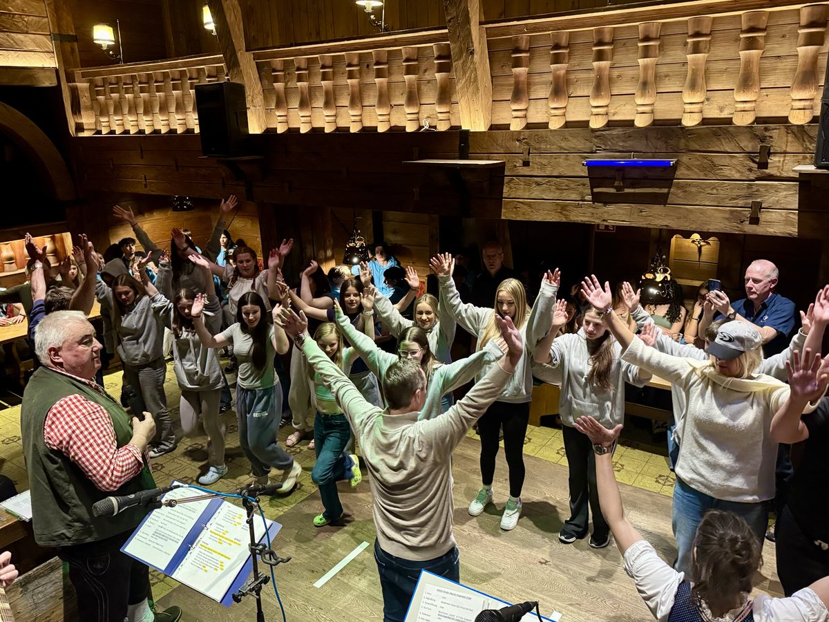 HeadmasterBBHS tweet media