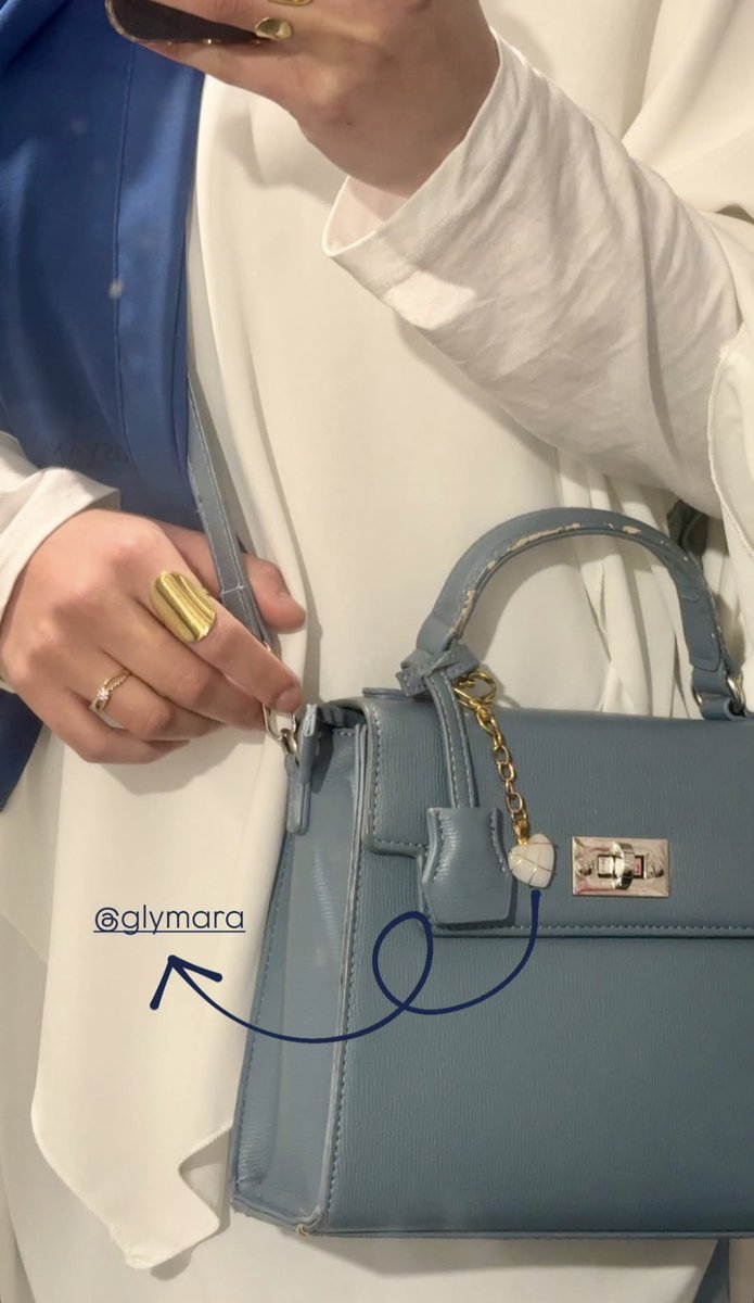 Omg le porte clé diamant sur un sac !!! 🎀🦢